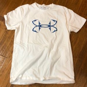 Under Armour fish hook medium tee loose fit